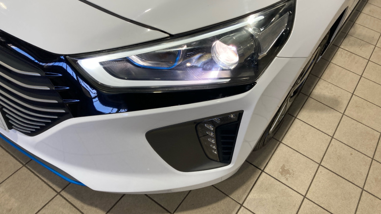 Hyundai IONIQ 1.6 GDi Hybrid Premium 5dr DCT Hybrid Hatchback